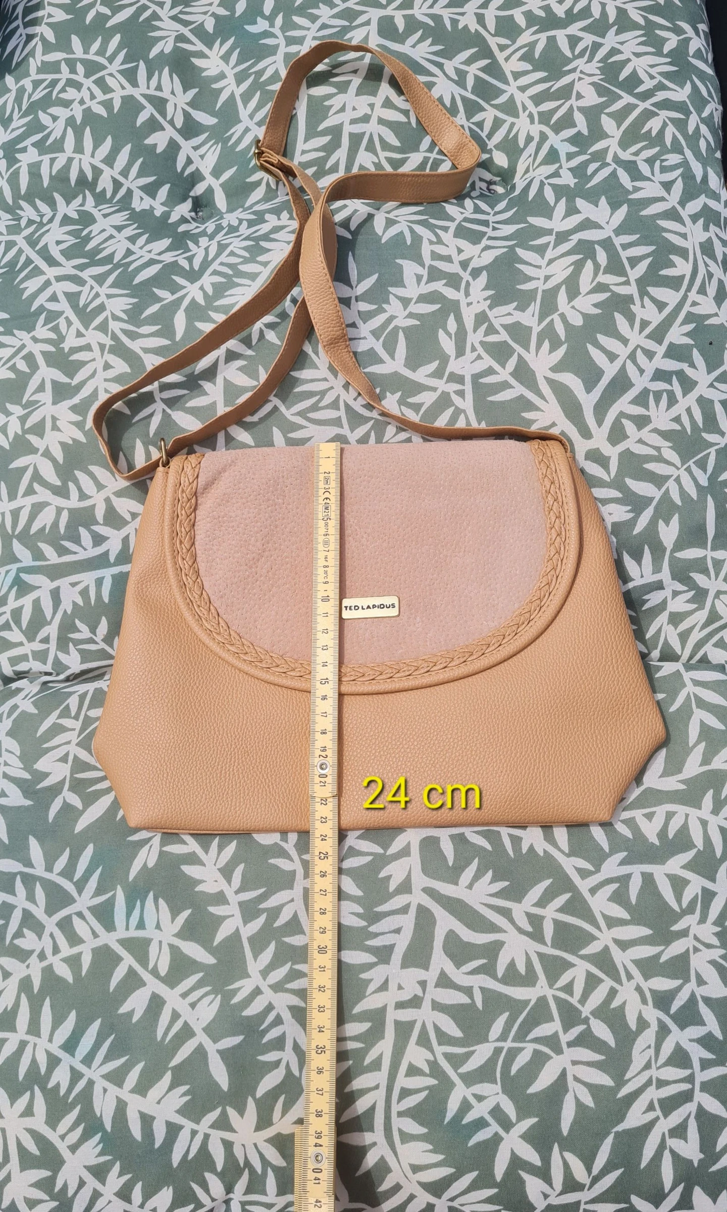 Beige / nude schoudertas 🌺 Ted Lapidus – photo 10